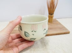 画像2: 紋花彩泥焼〆　野点茶碗（小さい花）2　【nicorico】 (2)