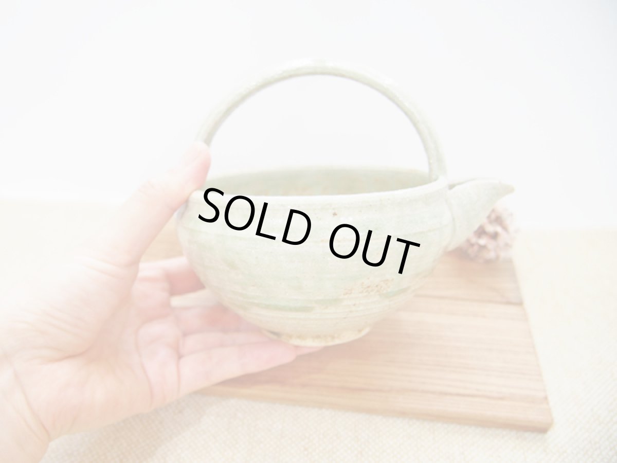 画像5: 灰釉　手付酒注　【甲和焼　芝窯】 (5)