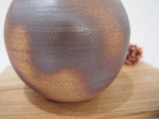 画像4: 甲和土貝跡焼〆　花瓶【甲和焼　芝窯】 (4)