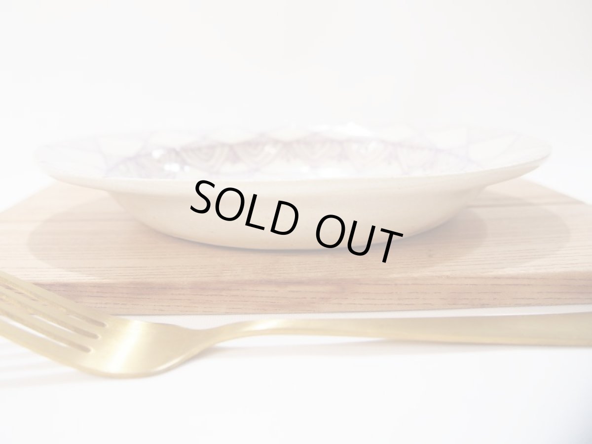 画像2: イッチン紋花幾何学　オーバル皿（紫）　【nicorico】 (2)