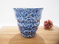 画像1: 【予約販売】紋花彩泥掻落　naminami cup（濃紺）　【nicorico】 (1)