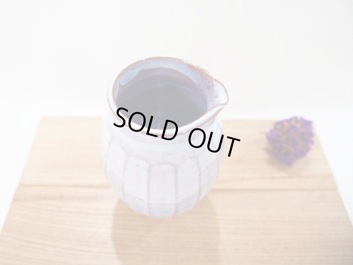 画像2: 甲和土青釉　片口 (面取り）【甲和焼　芝窯】 (2)