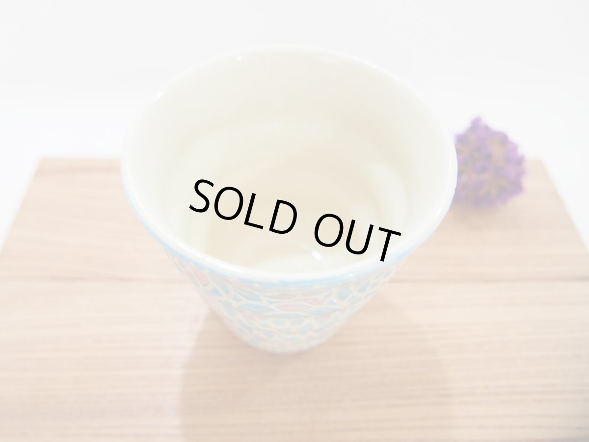 画像2: 紋花彩泥掻落ドット　naminami cup（水色×ピンク）　【nicorico】 (2)