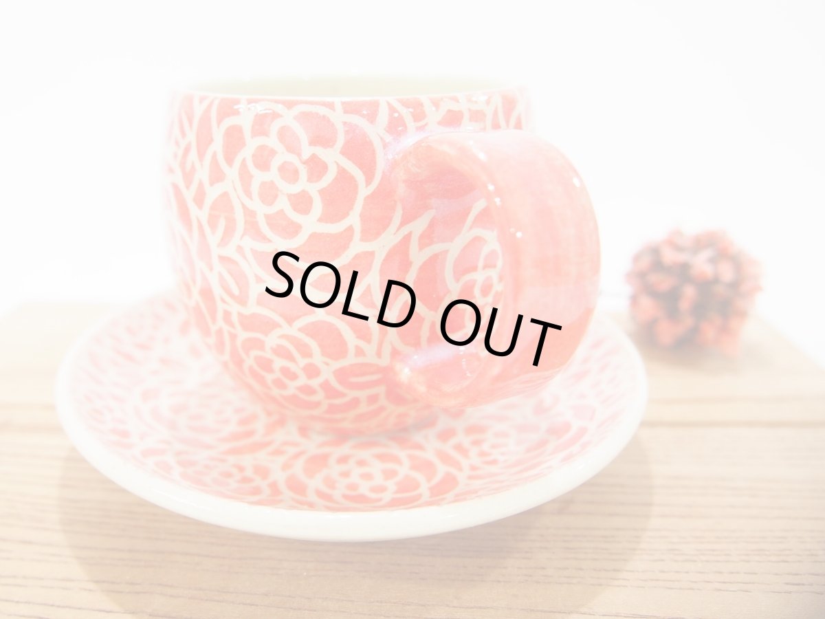 画像3: 紋花彩泥掻落　カップ＆ソーサー（丸・赤）　【nicorico】 (3)