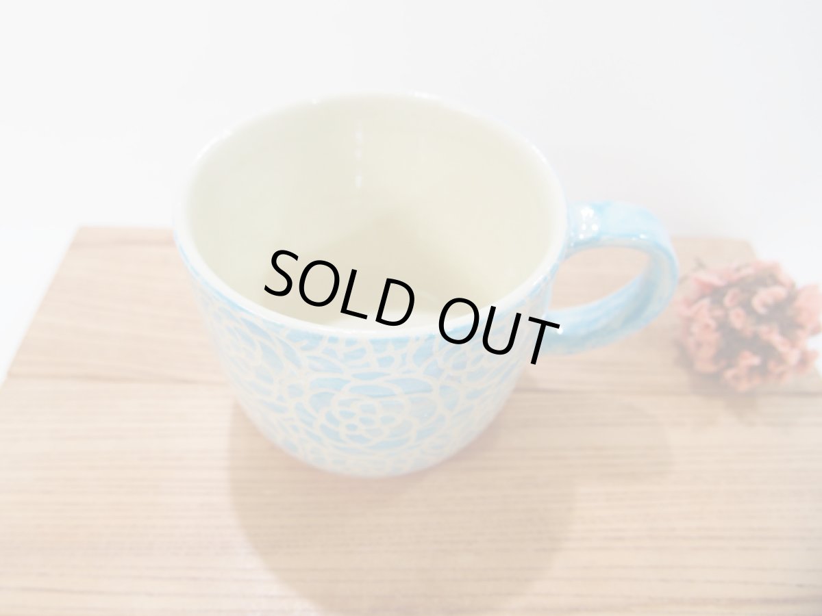 画像2: 紋花彩泥掻落　マグカップ （mix/水色・ピンク)【nicorico】 (2)