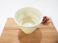 画像2: 紋花彩泥掻落　naminami cup（レモンイエロー/大きめ）　【nicorico】 (2)