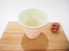 画像2: 紋花彩泥掻落　naminami cup（ピンク）　【nicorico】 (2)