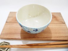 画像2: 紋花彩泥掻落ドット　ごはん茶碗　(水色×濃紺）　【nicorico】 (2)