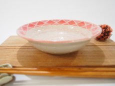 画像3: イッチン幾何学花紋　鉢（ピンク×赤）　【nicorico】 (3)