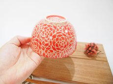 画像3: 紋花彩泥掻落　ごはん茶碗（赤/内側：線刻）　【nicorico】 (3)