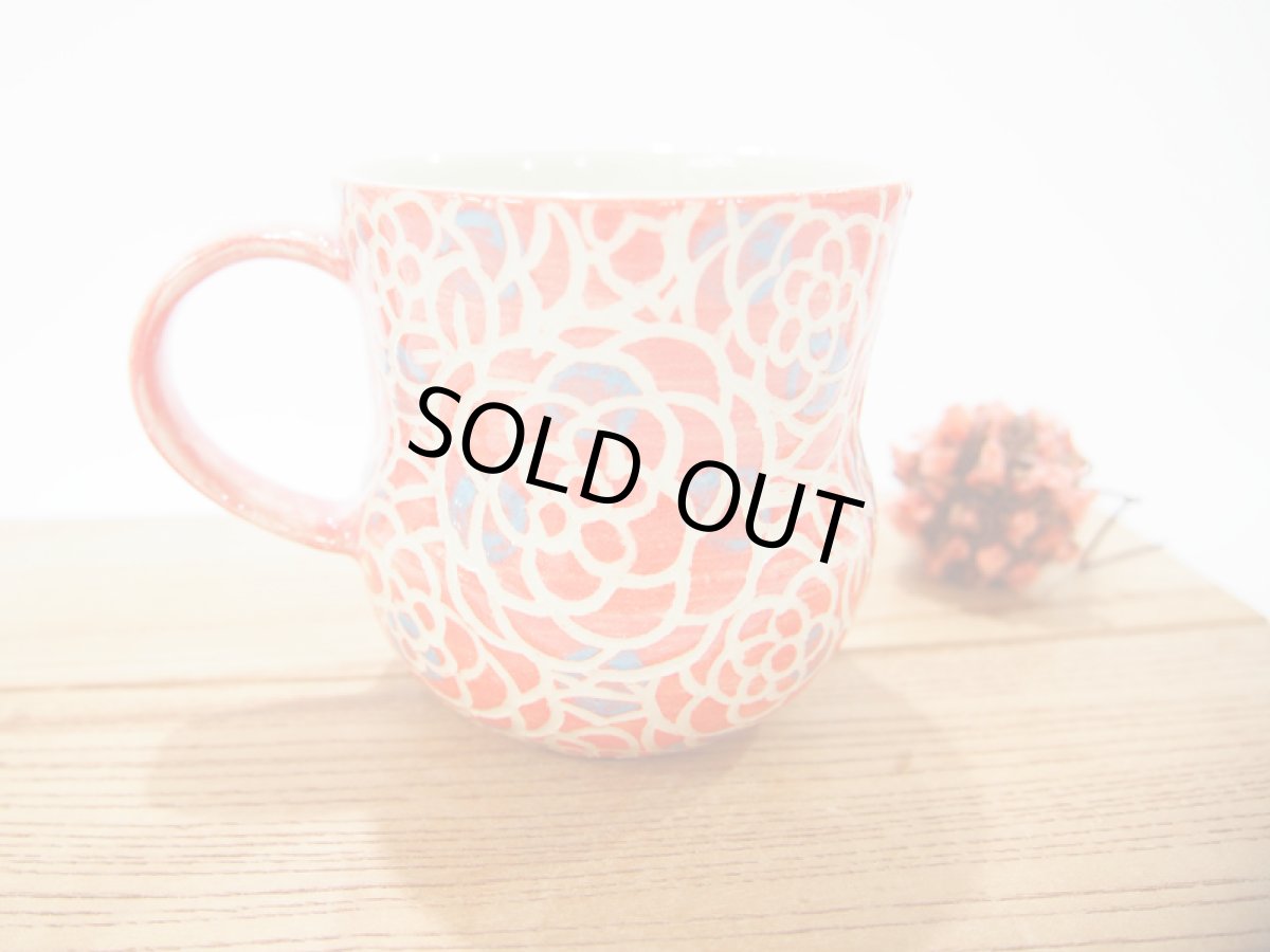 画像4: 紋花彩泥掻落ドット　マグカップ （ころん/赤×水色)【nicorico】 (4)