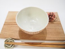 画像2: 紋花彩泥掻落焼〆　ごはん茶碗（甲和土）　【nicorico】 (2)