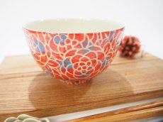 画像4: 紋花彩泥掻落ドット　ごはん茶碗（赤×水色）　【nicorico】 (4)