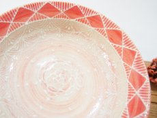 画像4: イッチン幾何学花紋　鉢（ピンク×赤）　【nicorico】 (4)